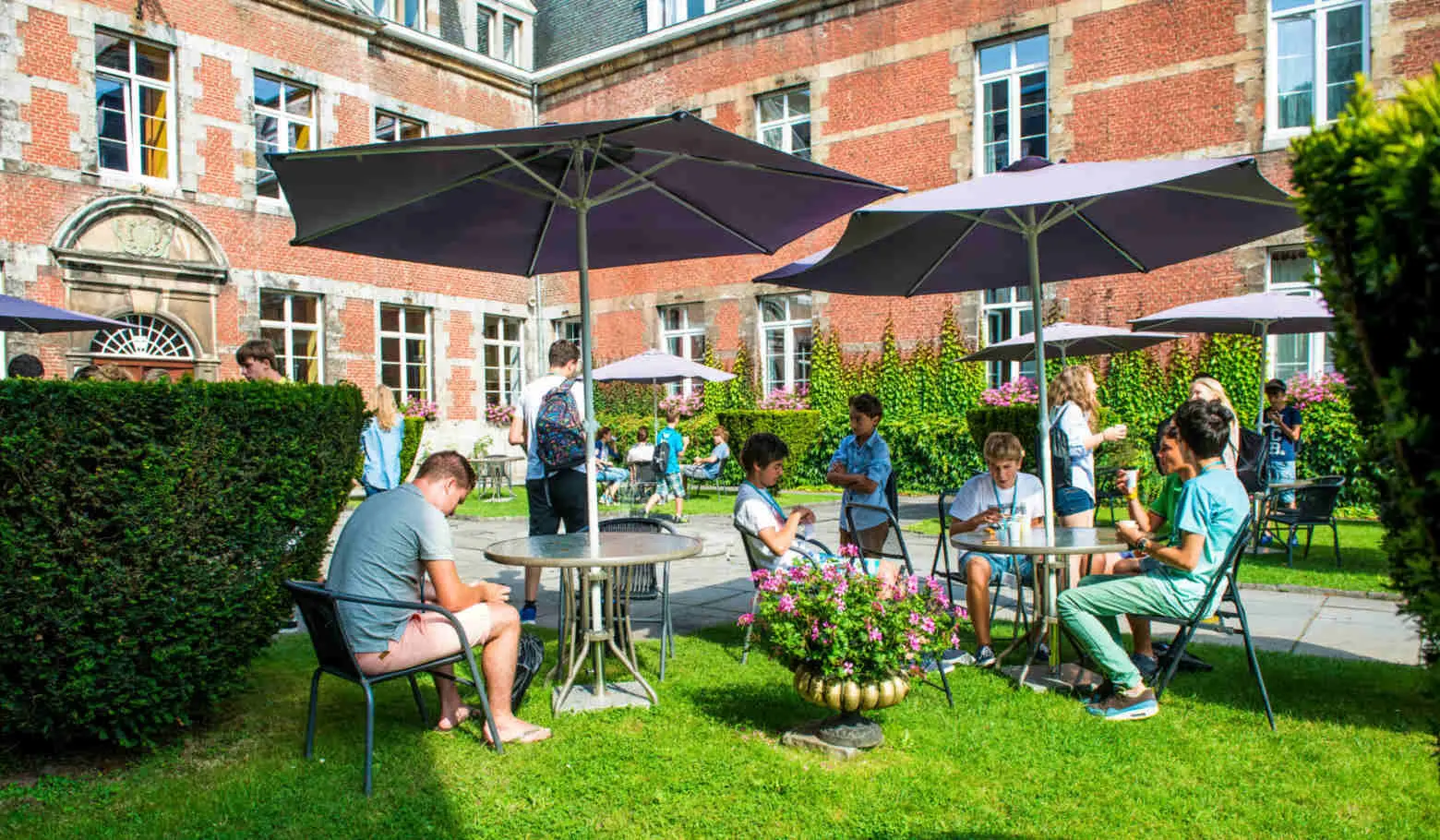 Ceran, Бельгия – языковые курсы для детей и взрослых, летний лагерь